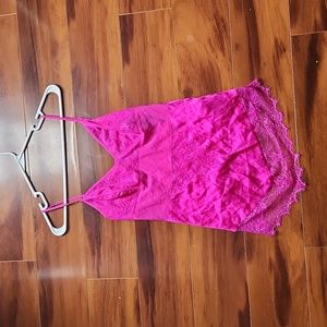 BEBE NEW WITHOUT TAG 🥰🥰💗💕💜Vintage tank top !!!